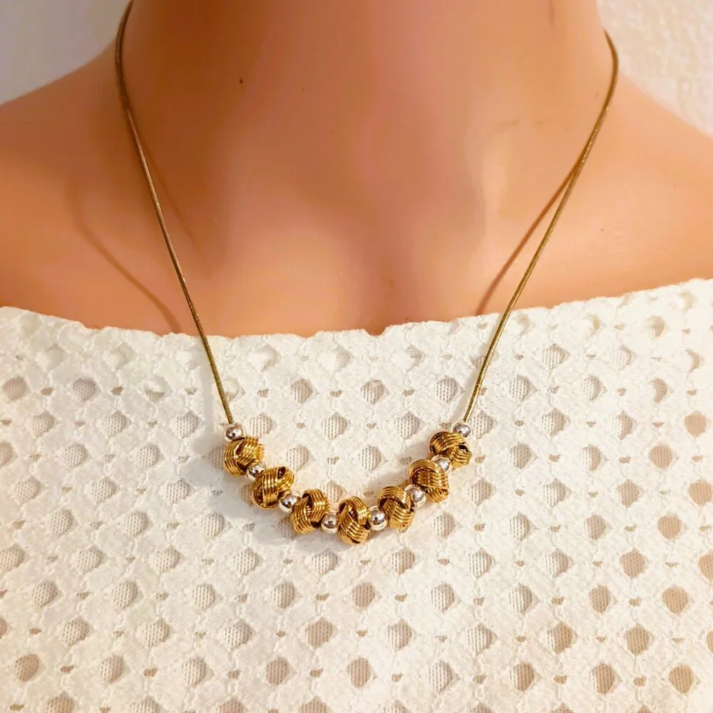 Ribbed Love Knot Slider Necklace 17